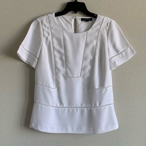 Banana Republic Short Sleeved White Blouse